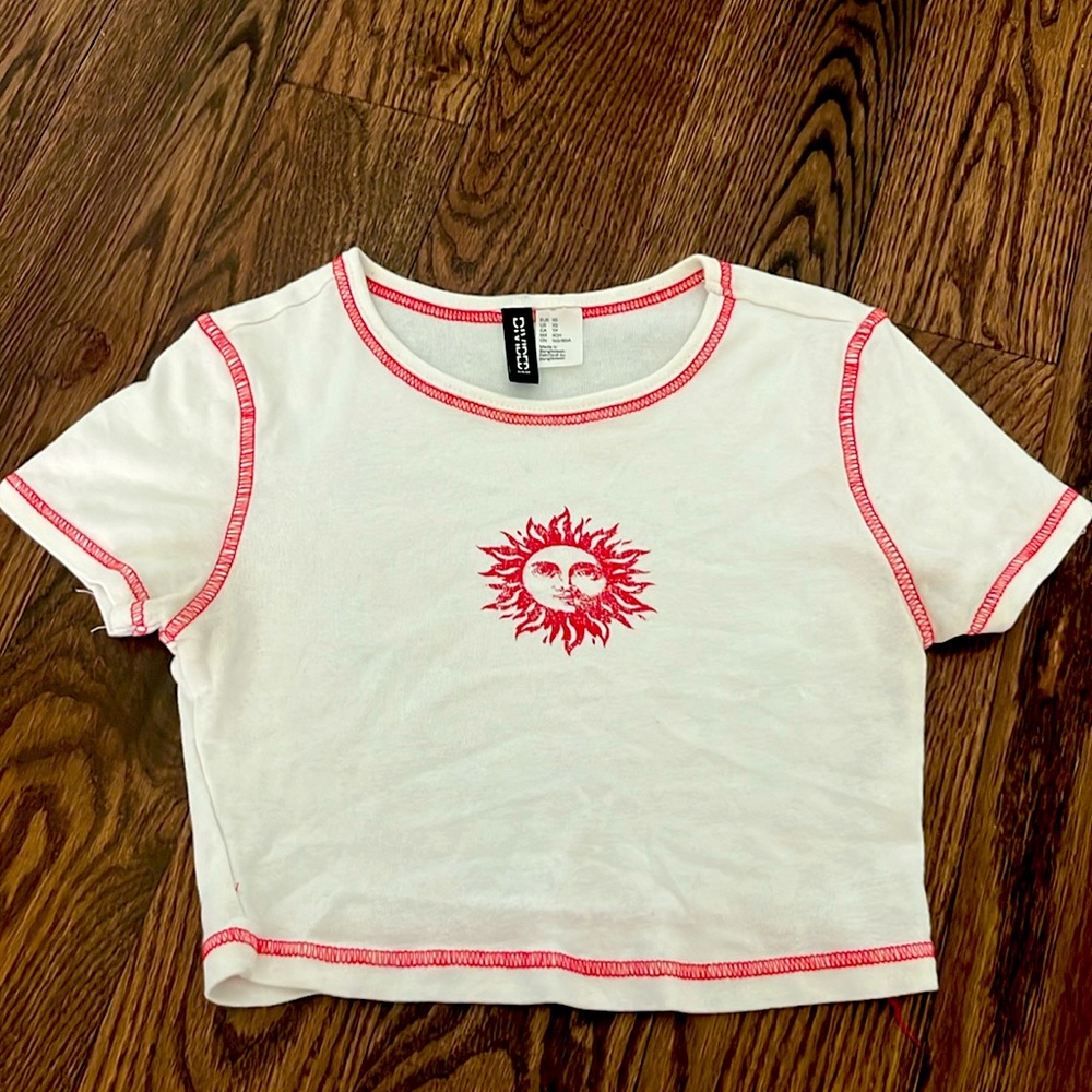 Cute Cropped T-Shirt